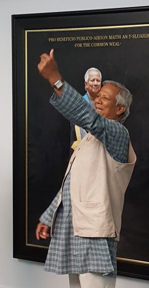 Muhammad Yunus at the unveiling of his official portrait as Chancellor of Glasgow Caledonian University. June 29, 2016. Photo by Author.