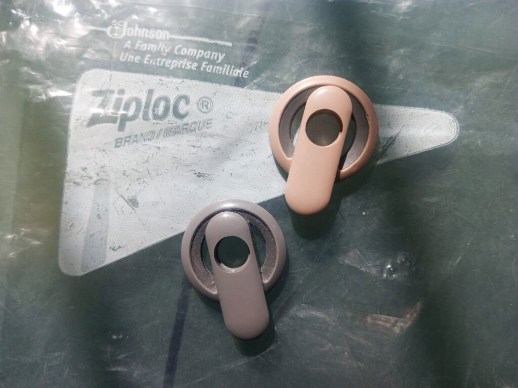 Cochlear implant magnet cables
